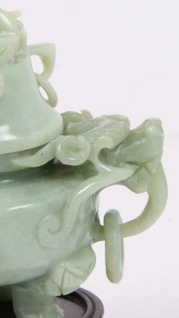 CHINA, 20th CENTURY
Serpentine-covered tripod...