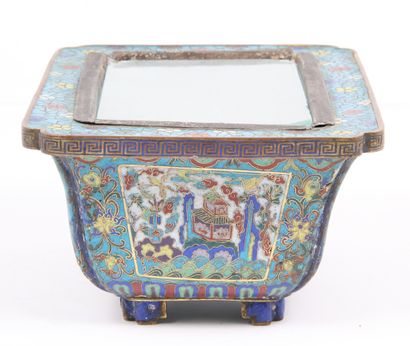 CHINA, 19th CENTURY
Rectangular planter with...