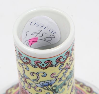 CHINA, MID-20th CENTURY
Small porcelain bottle...