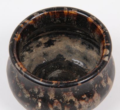 CHINA, JIZHOU FURNACE STYLE, 14th CENTURY
Small...