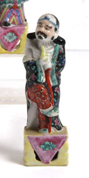 CHINA, EARLY 20th CENTURY
Four small polychrome...