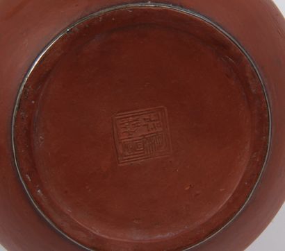 CHINA, EARLY 20th CENTURY
Yixing stoneware...