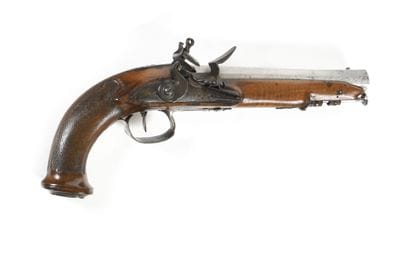 Pistolet à sile d’officier.
Canon à pans...