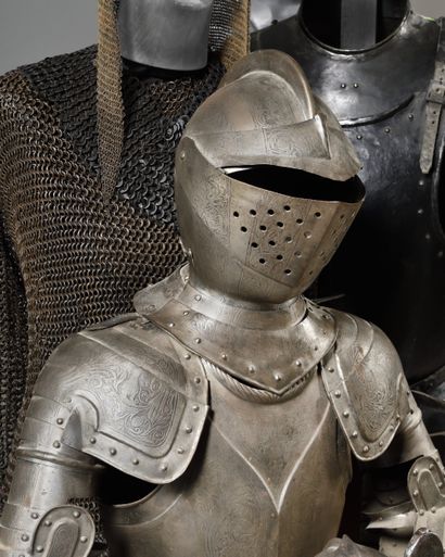 Armure d’enfant gravée.
Heaume à visière...