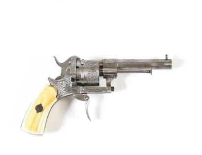 Revolver à broche système Lefaucheux,
six...