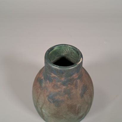 Amalric WALTER (1870 - 1959) 
Ceramic ovoid...