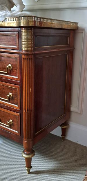 A mahogany and mahogany veneer INTERDEUX...