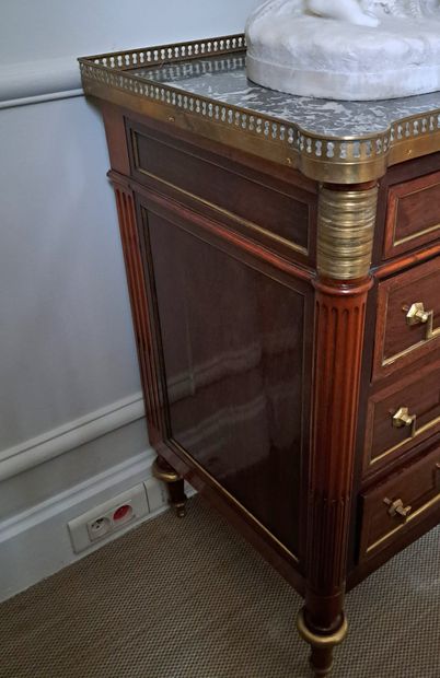 A mahogany and mahogany veneer INTERDEUX...