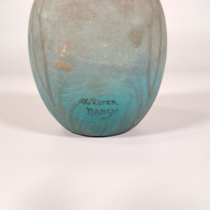 Amalric WALTER (1870 - 1959) 
Ceramic ovoid...