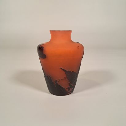ETABLISSEMENT GALLE
Small baluster vase with...