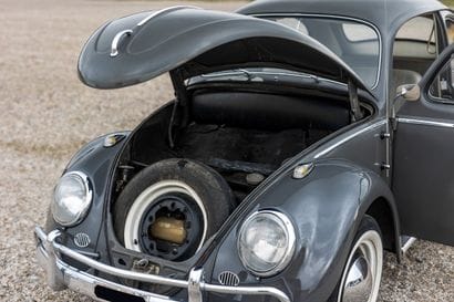 1964 VOLKSWAGEN BEETLE 1200
- Carte Grise...