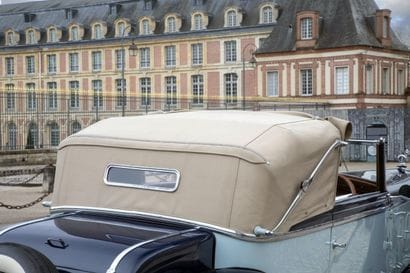 1934 DELAGE D8-15 L CABRIOLET CHAPRON
Carte...