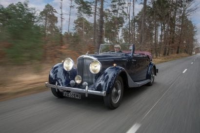 1935 BENTLEY 3.5 L DHC Park Ward
- French...