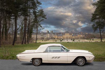 1963 FORD Thunderbird
• Carte grise française...