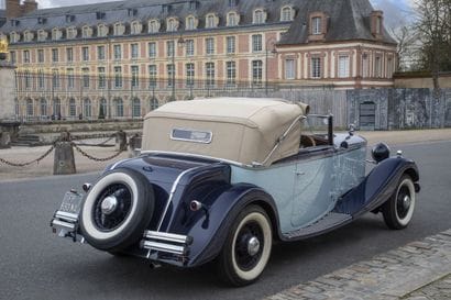 1934 DELAGE D8-15 L CABRIOLET CHAPRON
Carte...