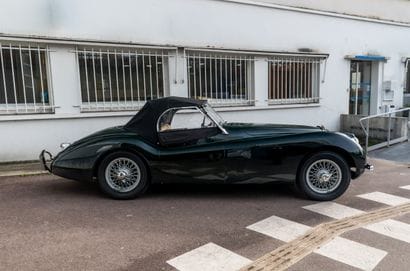 1953 JAGUAR XK120 ROADSTER
- Carte Grise...