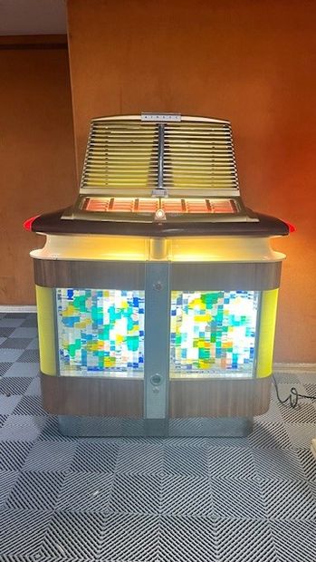 Jukebox Aireon 1200
 An emblematic model...