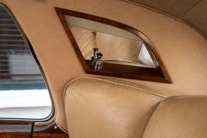 1957 ROLLS-ROYCE Silvercloud
- French registration...