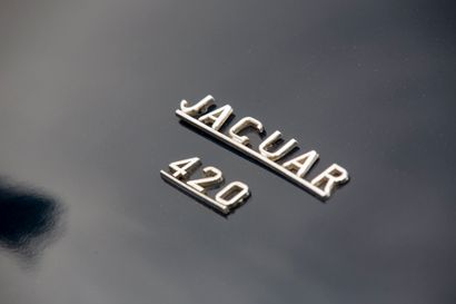 1967 JAGUAR 420
SANS RESERVE
• Carte grise...