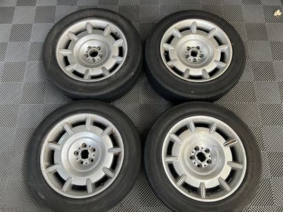 ROLLS-ROYCE 
Set of 4 Rolls Royce Phantom...