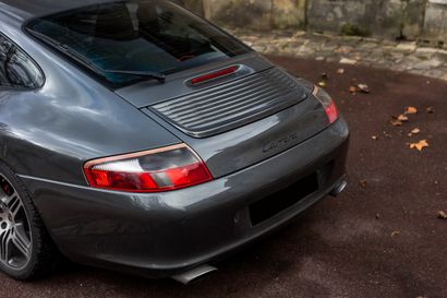 2003 PORSCHE 911 CARRERA – Type 996

• Carte...