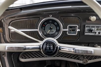 1964 VOLKSWAGEN BEETLE 1200
- Carte Grise...