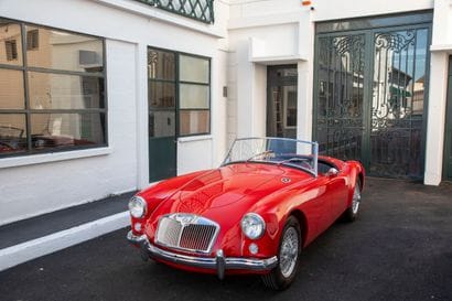 1959 MGA 1500 roadster
US registration document...