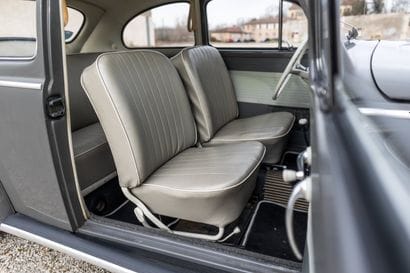 1964 VOLKSWAGEN BEETLE 1200
- Carte Grise...