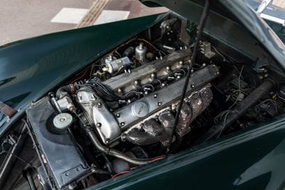 1953 JAGUAR XK120 ROADSTER
- Carte Grise...