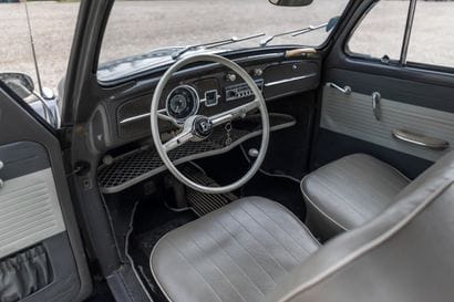 1964 VOLKSWAGEN BEETLE 1200
- Carte Grise...