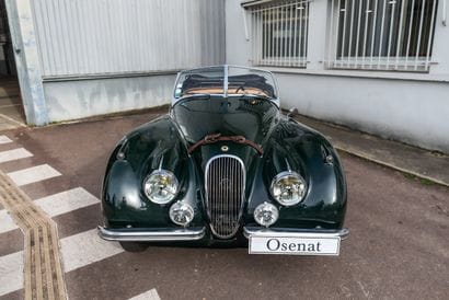 1953 JAGUAR XK120 ROADSTER
- Carte Grise...