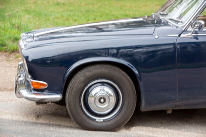 1967 JAGUAR 420
SANS RESERVE
• Carte grise...