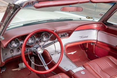 1963 FORD Thunderbird
• Carte grise française...
