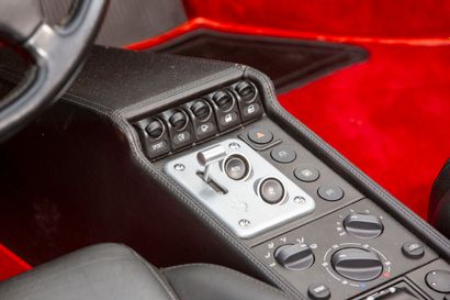 1998 FERRARI 355 SPIDER F1
Carte Grise Française
Numéro...