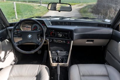 1979 BMW 635 CSI
• Carte grise française...