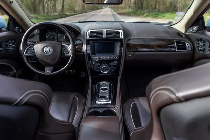 2012 JAGUAR XKR convertible Special Edition
•...