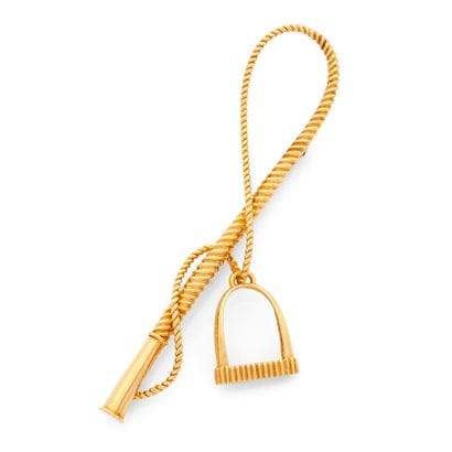 BROCHE
présentant un décor au thème équestre....