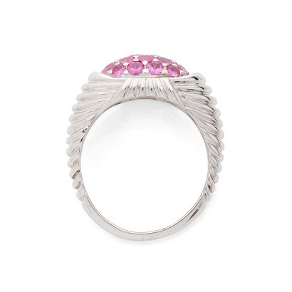 BAGUE JONC
partiellement pavée de saphirs...