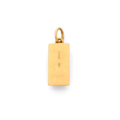 CARTIER 
PENDENTIF
représentant un lingot...