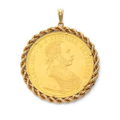 PENDENTIF 
retenant une pièce autrichienne...