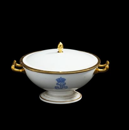 MANUFACTURE ROYALE DE SEVRES 
Ecuelle de...