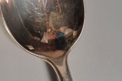 MENAGERE in silver-plated metal, the spatula...