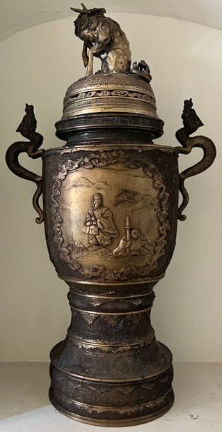JAPAN, 20th century, 
Large perfume burner...