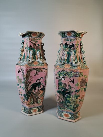 CHINA
Pair of hexagonal porcelain vases decorated...