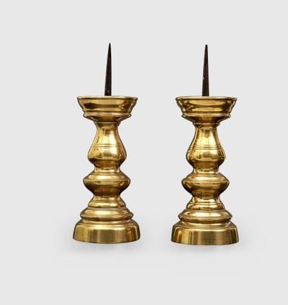 PAIR OF BRONZE PICCIERGES.
Strongly molded,...