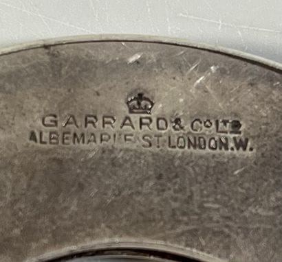 Silver EGG CUTTER.
English hallmarks
Goldsmith...