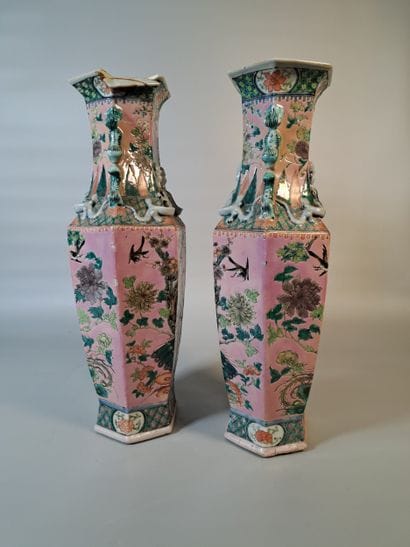 CHINA
Pair of hexagonal porcelain vases decorated...