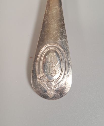 MENAGERE in silver-plated metal, the spatula...