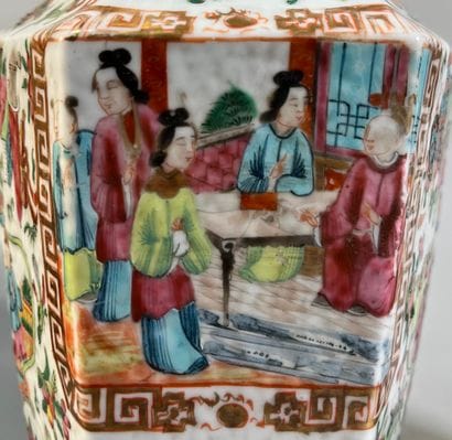 CANTON, late 19th century, 
Pair of hexagonal...