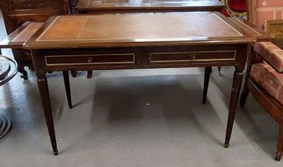 Mahogany and mahogany veneer DESKTOP opening...